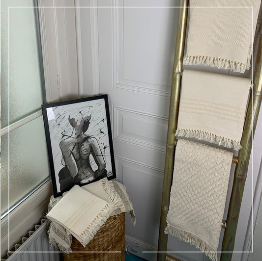 Serviette Lozy - La douceur épurée pour votre salle de bain.